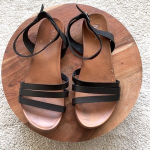 3/$25 MIA Flats/Sandals